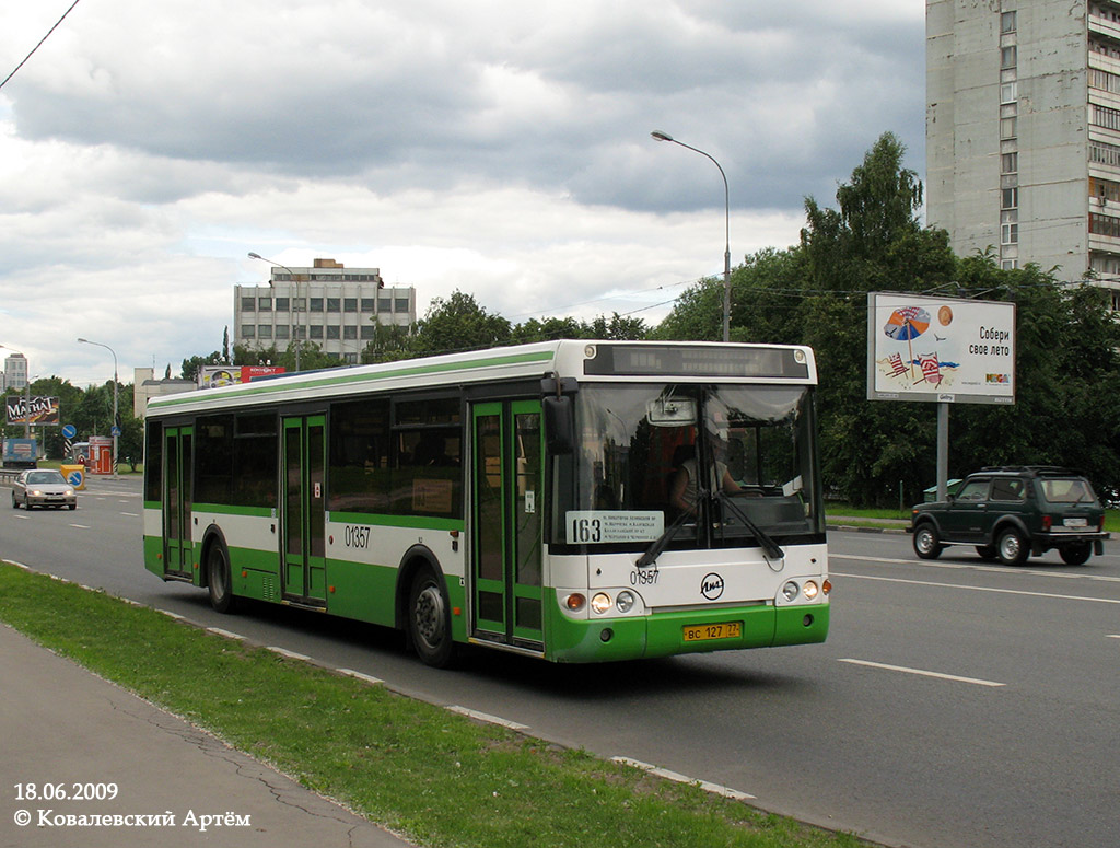 Москва, ЛиАЗ-5292.20 № 01357