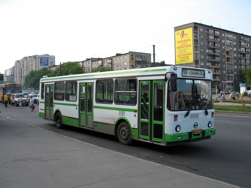 Вологодская область, ЛиАЗ-5256.25 № 0909