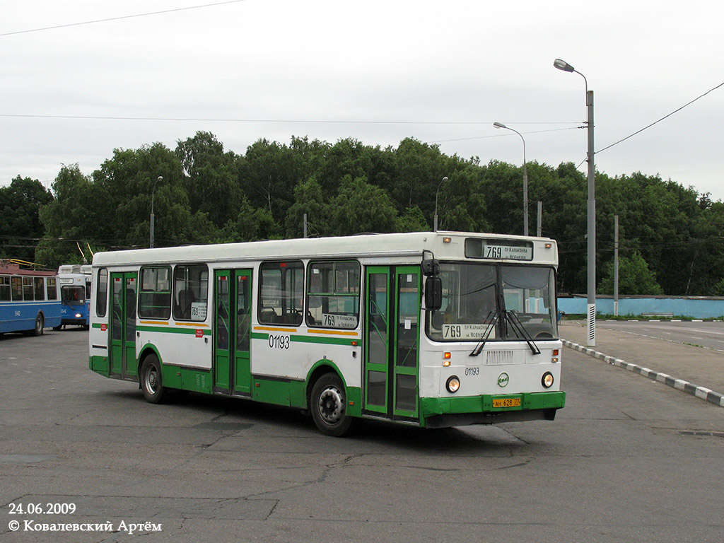 Москва, ЛиАЗ-5256.25 № 01193