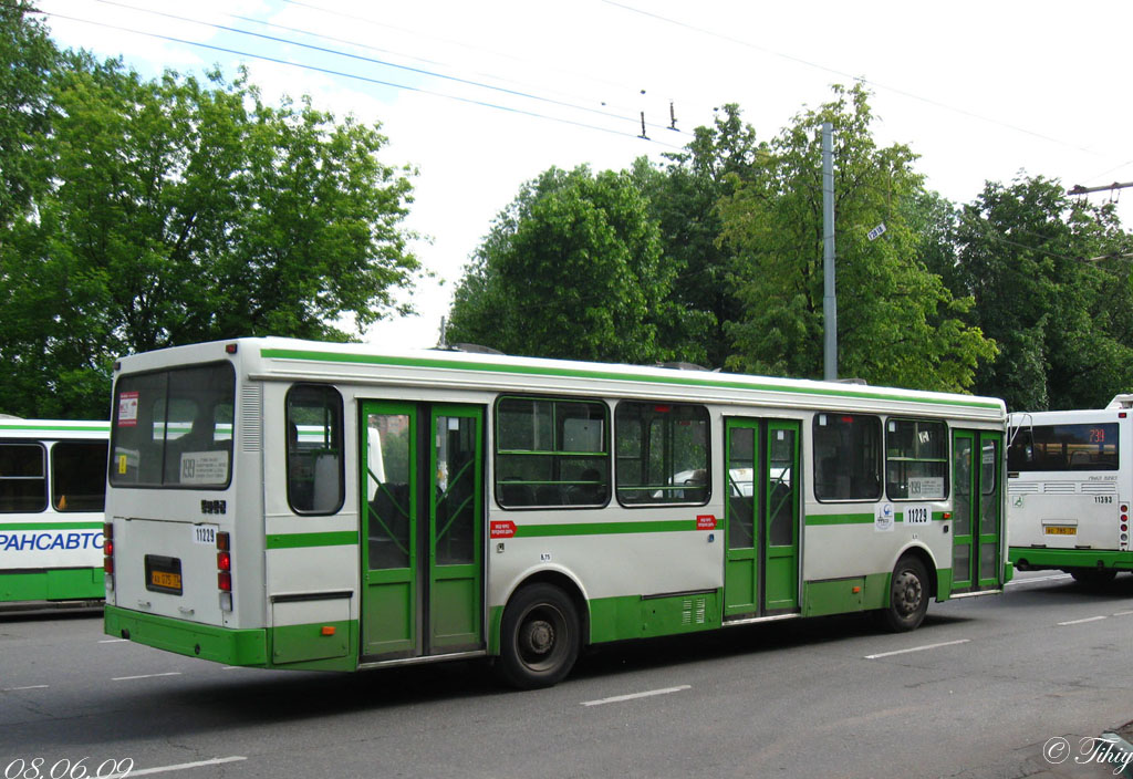 Moskva, LiAZ-5256.25 č. 11229