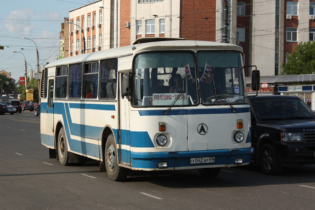 Tverės regionas, LAZ-695N Nr. У 042 АР 69; Tverės regionas — Intercity buses (2000 — 2009)