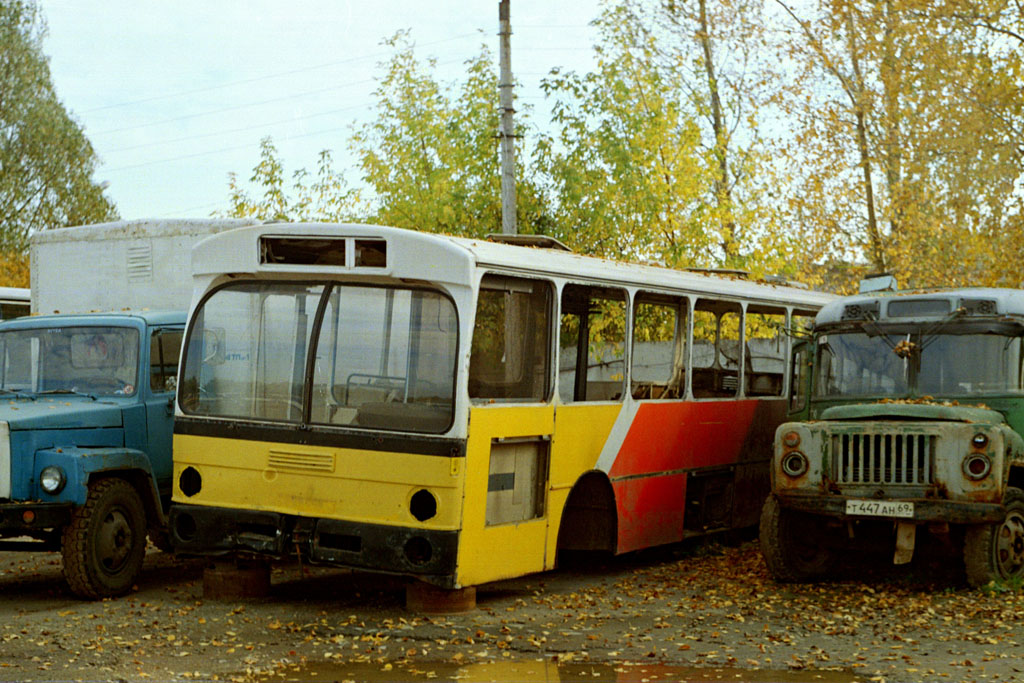 Тверская область, Mercedes-Benz O305 № 3**; Тверская область, КАвЗ-3271 № 408; Тверская область — Нерабочие машины; Тверская область — ПАТП-1