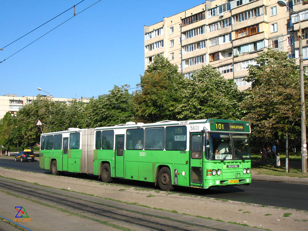 Киев, Scania CN112AL № 5601