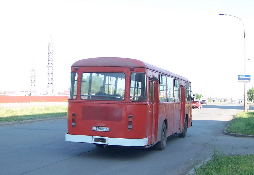 Ульяновская область, ЛиАЗ-677М № Е 979 ОУ 73