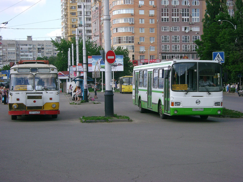 Краснодарский край, ЛиАЗ-677М № У 071 НВ 93; Краснодарский край, ЛиАЗ-5256.35 № Х 089 АО 93