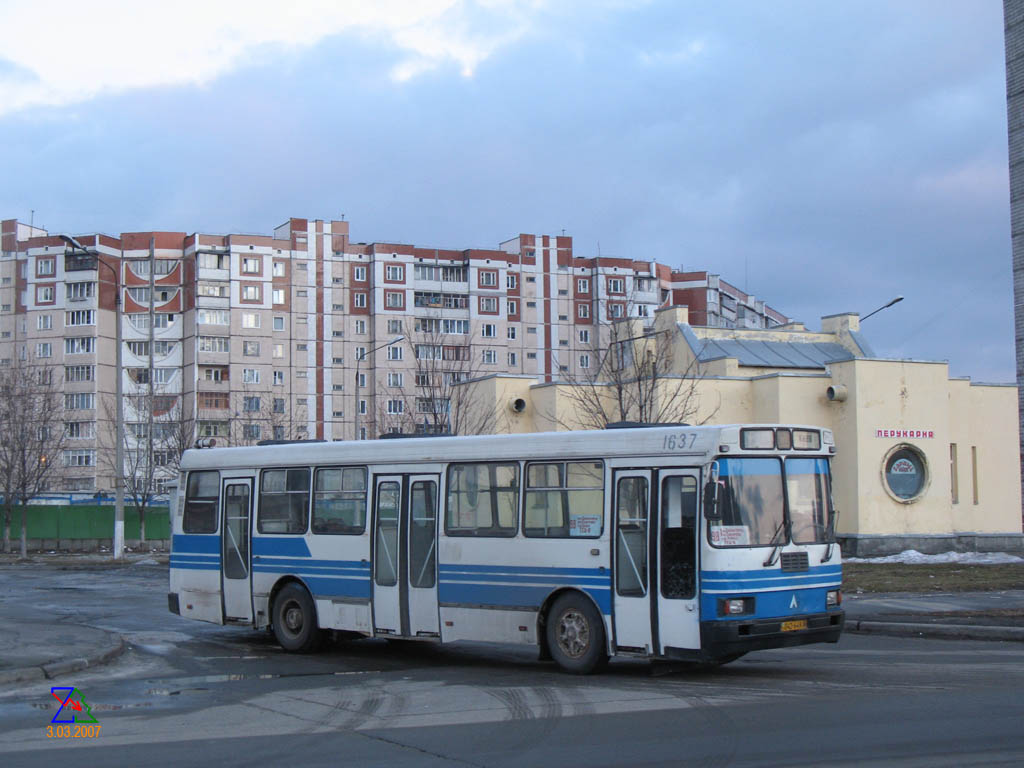 Kijevas, LAZ-52528 Nr. 1637