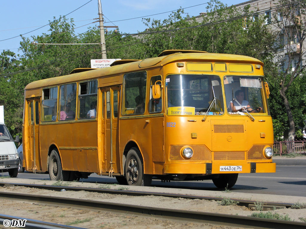 Волгоградская область, ЛиАЗ-677М № 8022