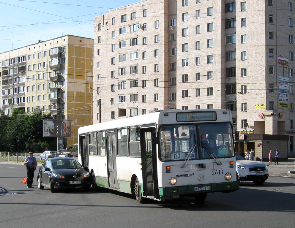 Санкт-Петербург, ЛиАЗ-5256.25 № 2613