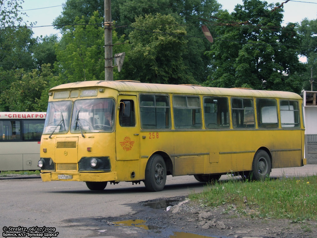 Брянская область, ЛиАЗ-677М № 258