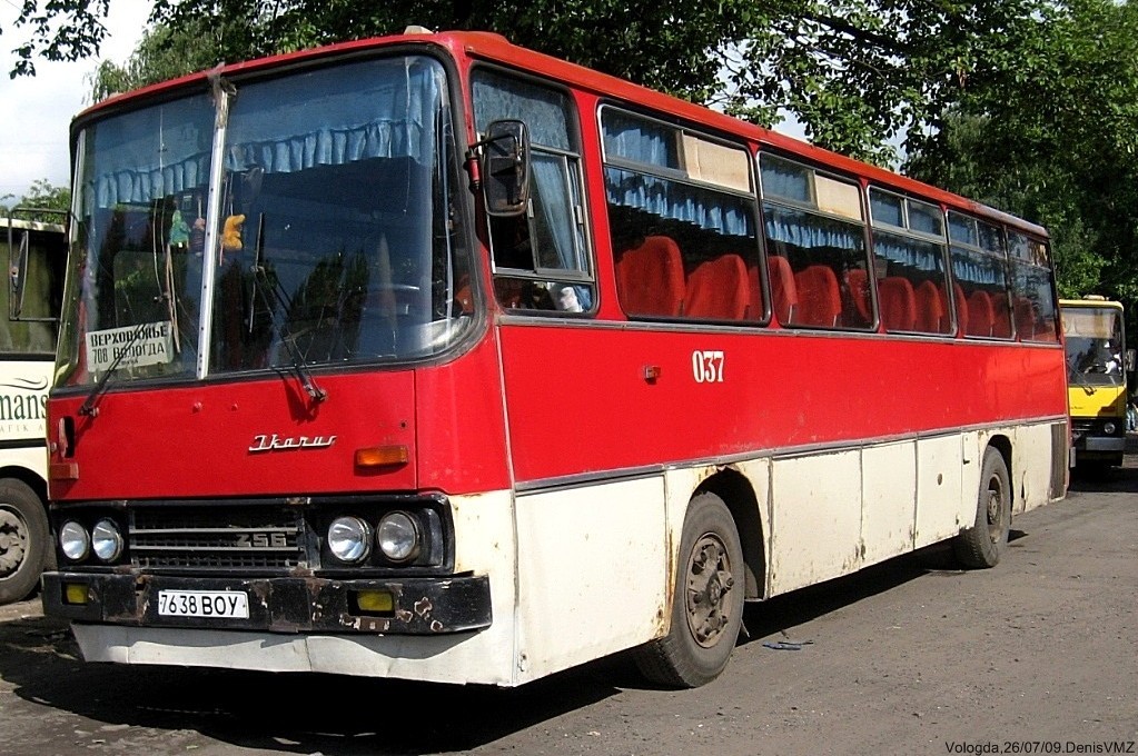 Vologda region, Ikarus 256.54 Nr. 037