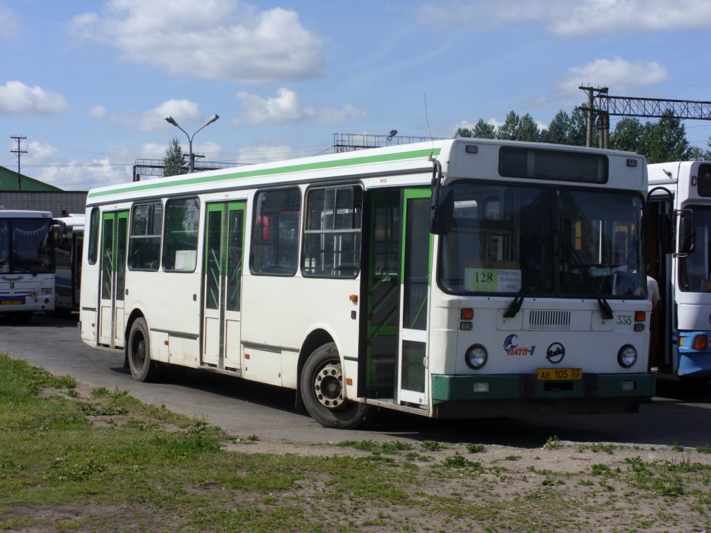 Новгородская область, ЛиАЗ-5256.35 № 338