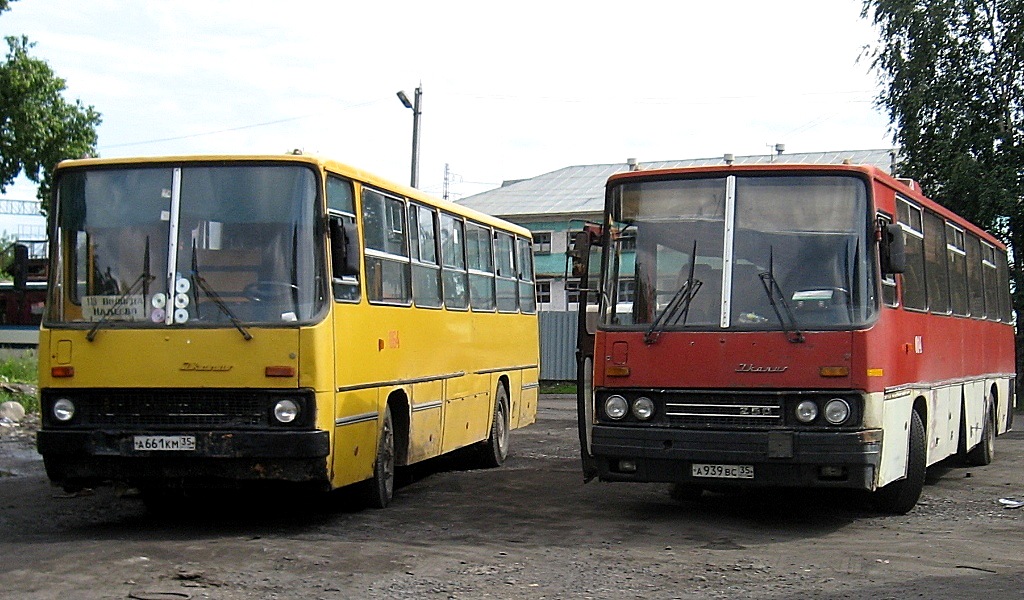 Vologda region, Ikarus 260.18 # 064; Vologda region, Ikarus 250.93 # 014