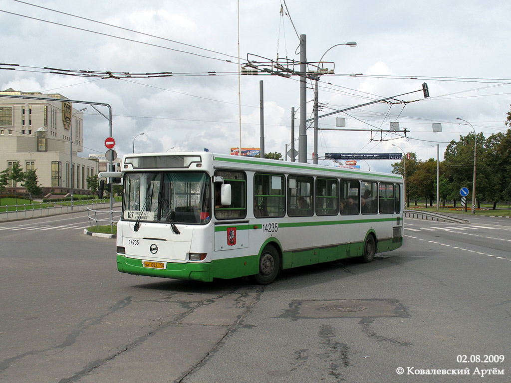 Москва, ЛиАЗ-5256.25 № 14235