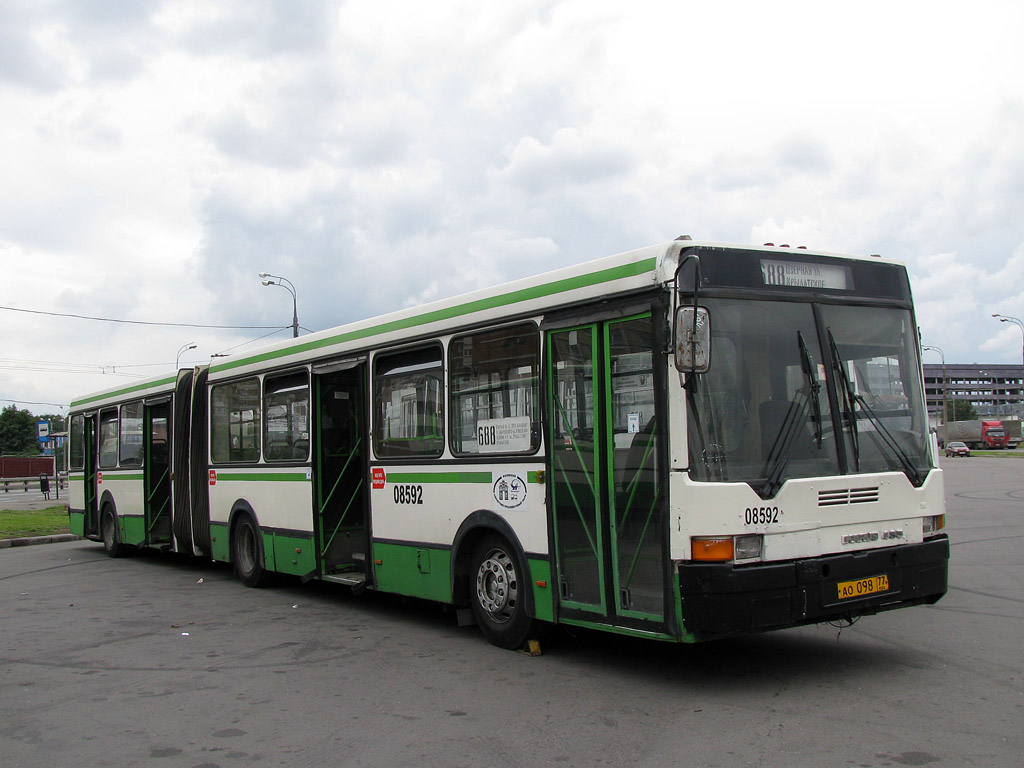 Москва, Ikarus 435.17 № 08592