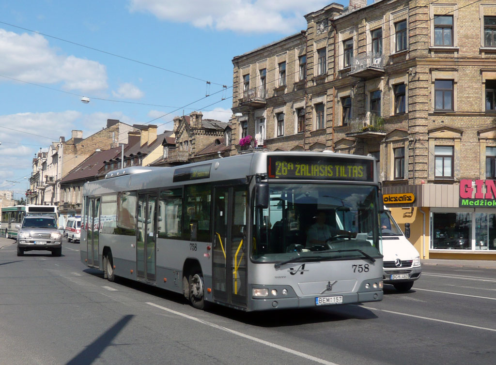 Литва, Volvo 7700 № 758