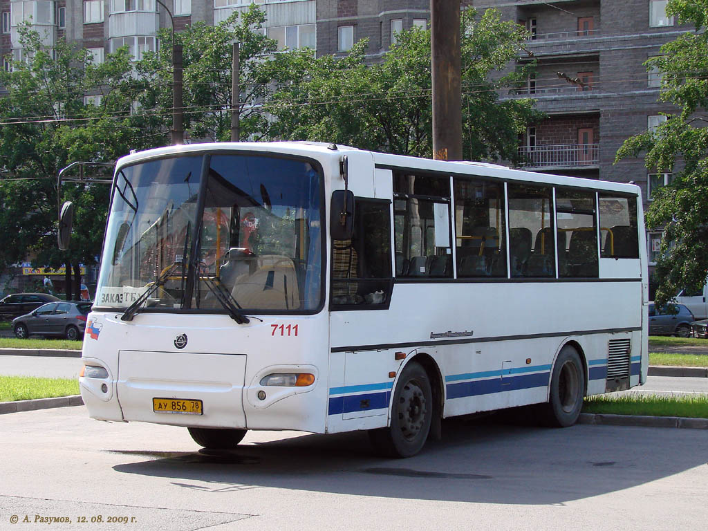 Санкт-Петербург, КАвЗ-4235-03 № 7111