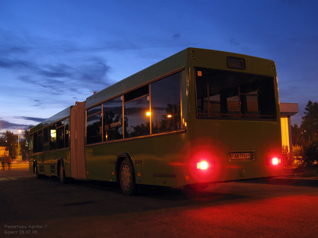 Brest region, MAZ-105.465 Nr. 123