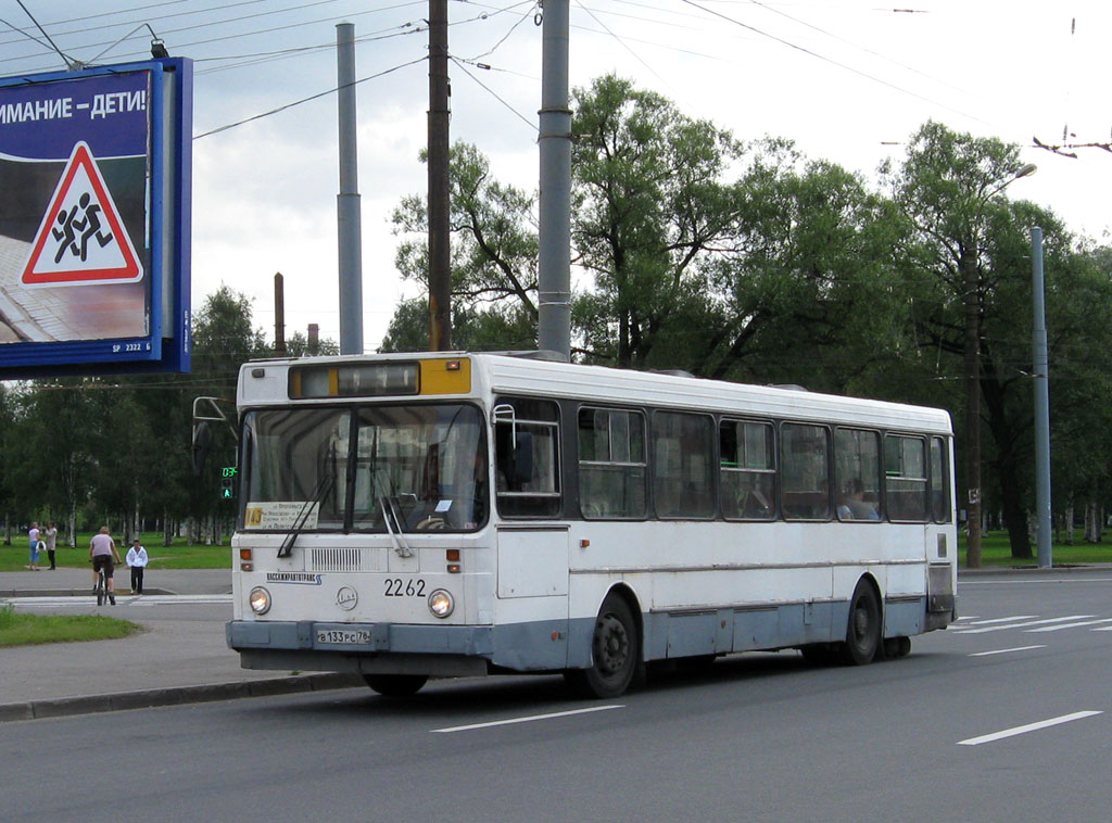 Sankt Petersburg, LiAZ-5256.25 Nr. 2262