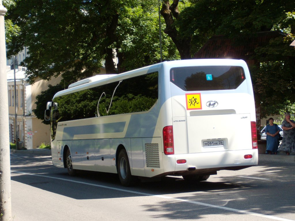 Ставропольский край, Hyundai Universe Space Luxury № М 091 НК 26