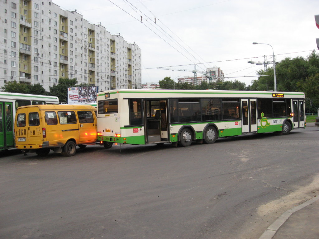 Москва, МАЗ-107.066 № 15237