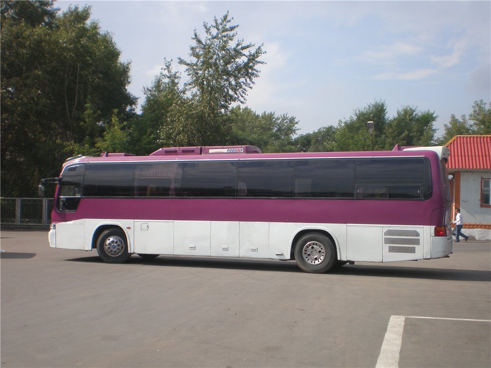 Автобус тюхтет