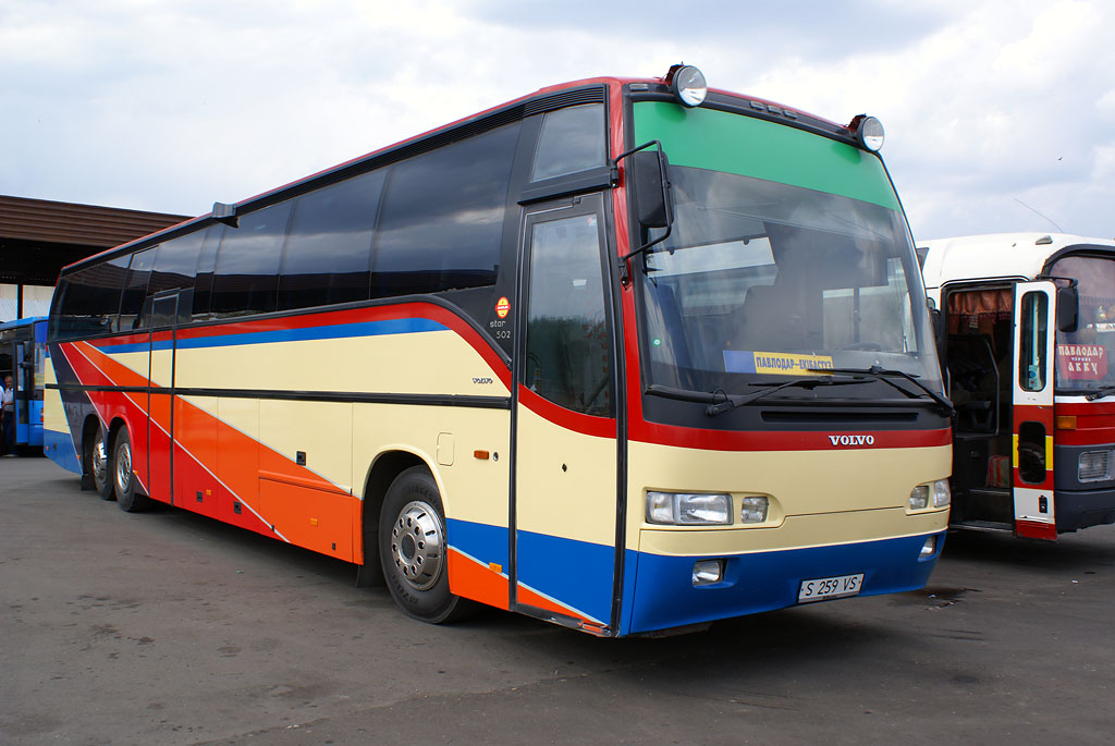 Автобус вольво. Volvo b10m Carrus. Carrus Star 502. 2023 Volvo 9700. Автобус Вольво 702.