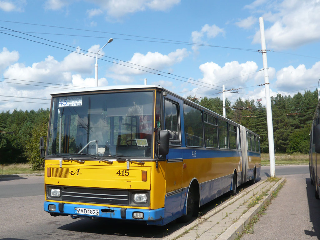 Очередь автобусов литва. Karosa b741 1/43. Автобус 415.