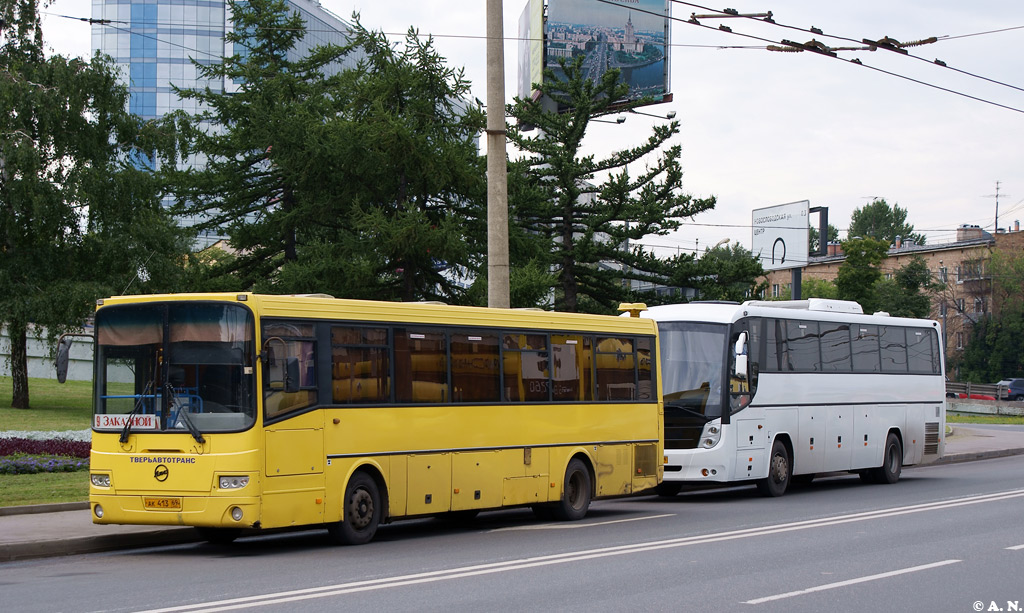 Тверская область, ЛиАЗ-5256.33-01 (ГолАЗ) № АК 413 69