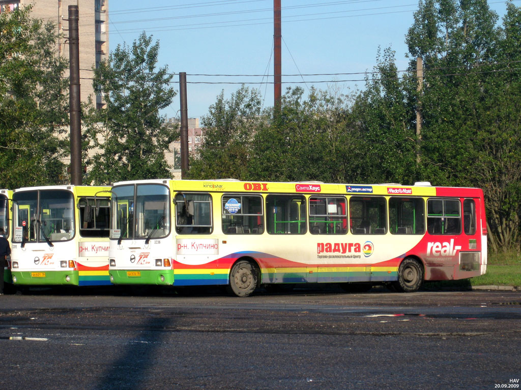 Sankt Peterburgas, LiAZ-5256.25 Nr. 3236