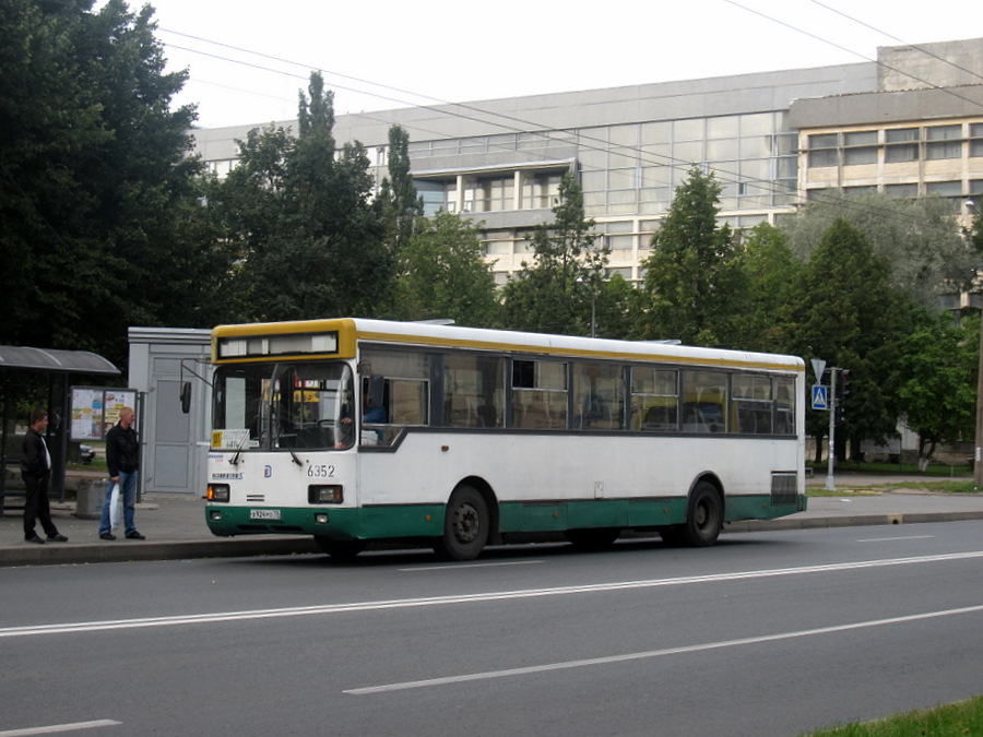 Санкт-Петербург, Волжанин-52701-10-02/22 № 6352