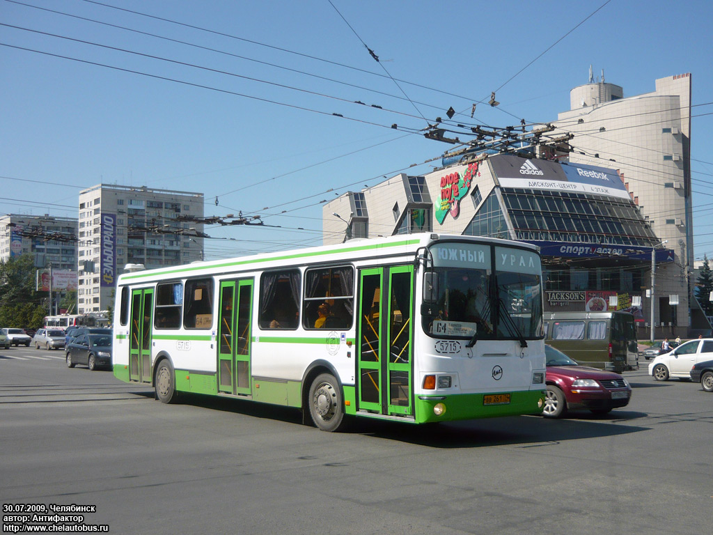 Челябинская область, ЛиАЗ-5256.26 № 5715