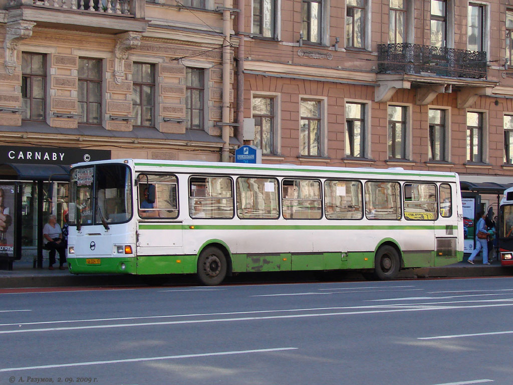 Szentpétervár, LiAZ-5256.26 sz.: АВ 324 47