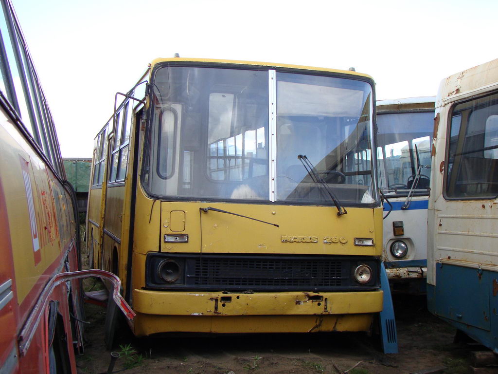 Ненецкий АО, Ikarus 260 (СВАРЗ) № А 673 ЕЕ 83