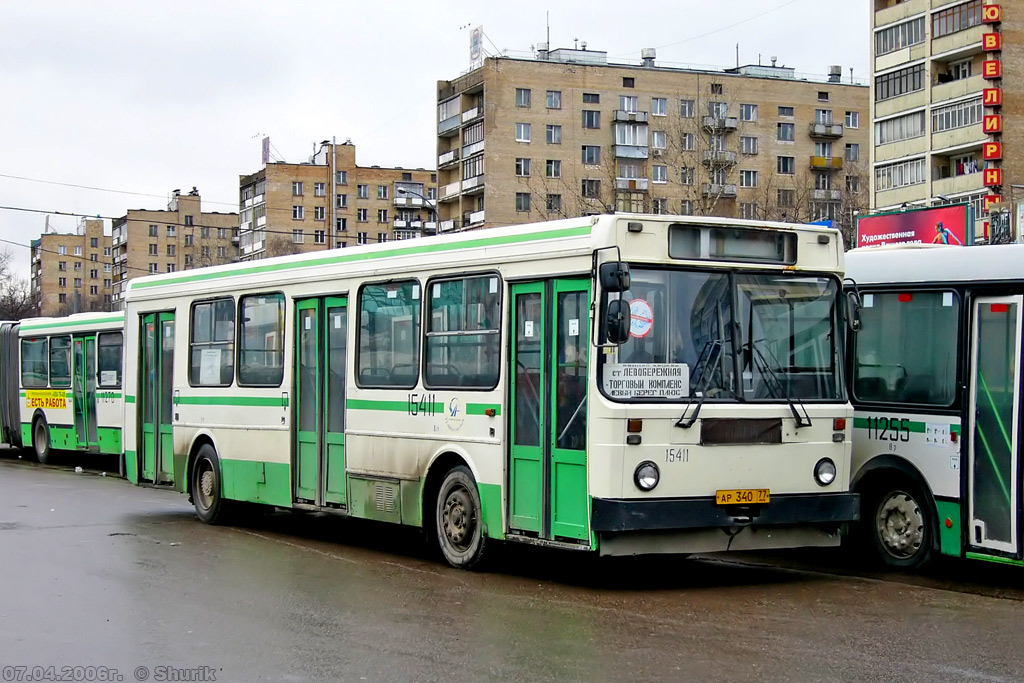 Maskava, YAZ-5267 № 15411