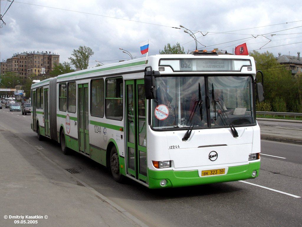 Moskau, LiAZ-6212.01 Nr. 12244