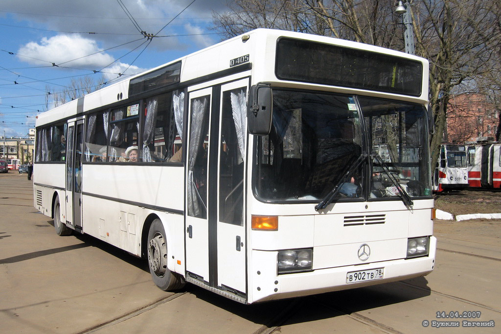 Санкт-Петербург, Mercedes-Benz O405 № В 902 ТВ 78