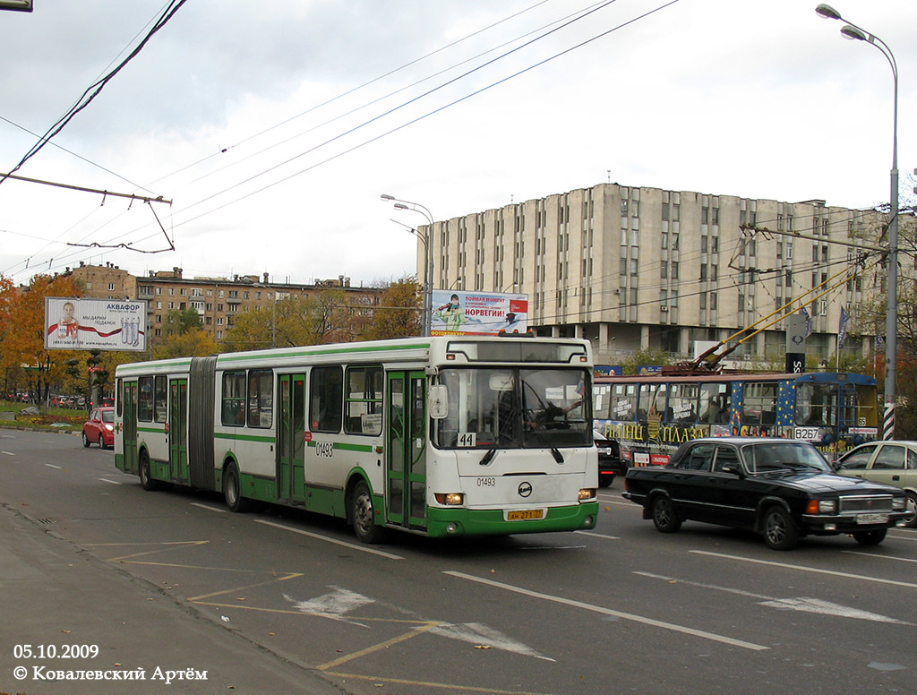 Москва, ЛиАЗ-6212.01 № 01493