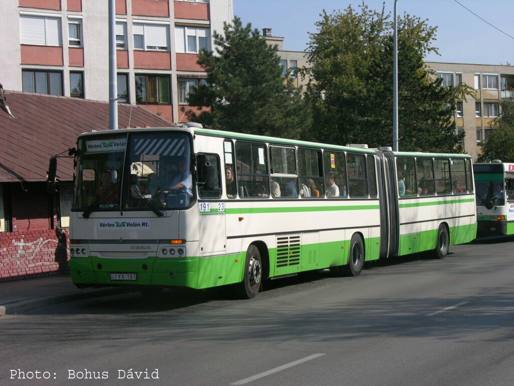 Венгрия, Ikarus C83.40 № IYX-191