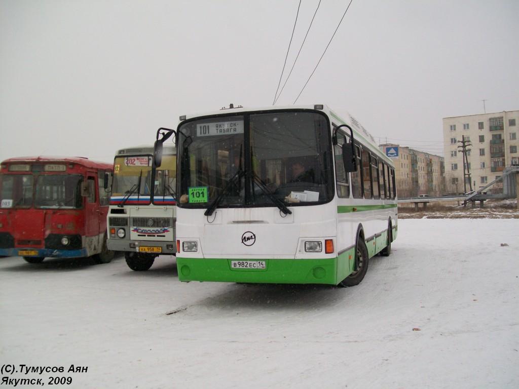 Саха (Якутия), ЛиАЗ-5256.57 № В 982 ЕС 14