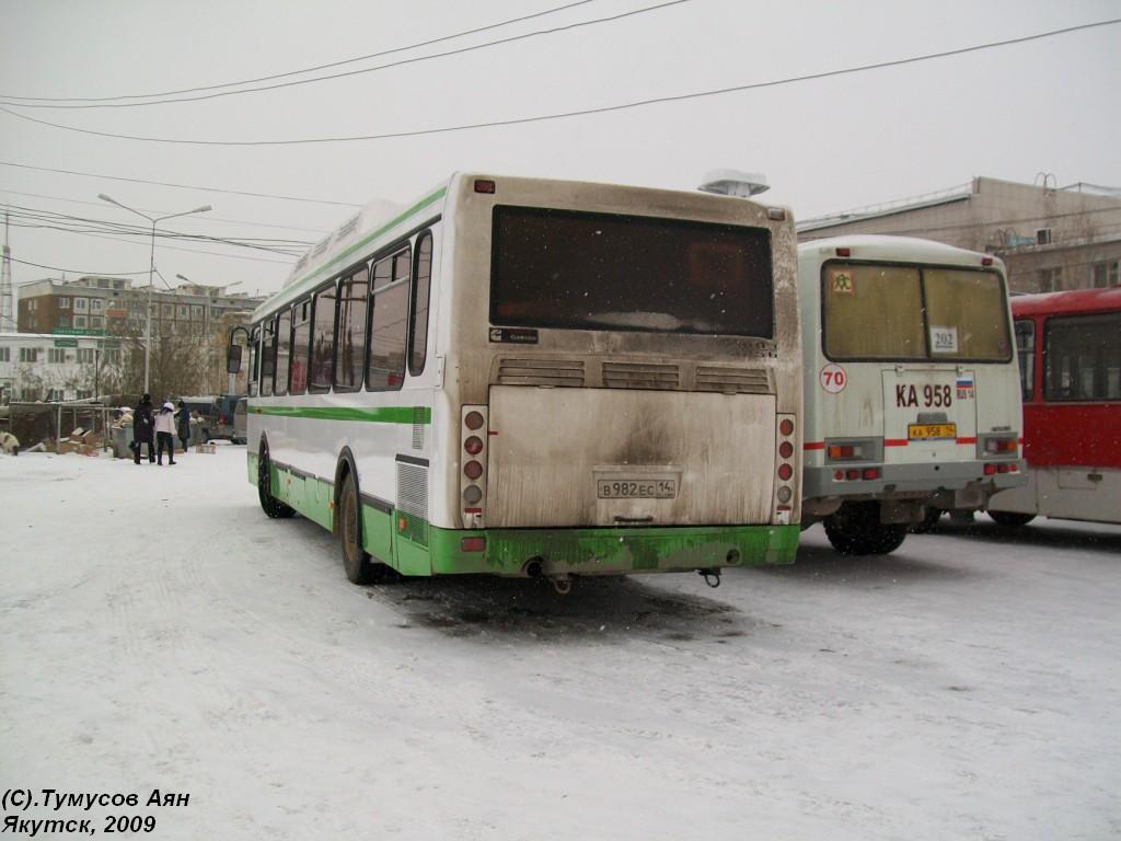 Саха (Якутия), ЛиАЗ-5256.57 № В 982 ЕС 14