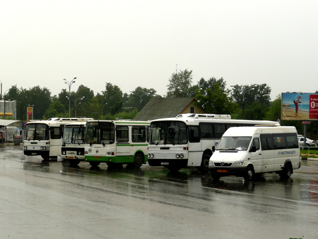 Московская область, Самотлор-НН-323760 (MB Sprinter 413CDI) № 38; Московская область — Автовокзалы, автостанции, конечные станции и остановки; Московская область — Разные фотографии