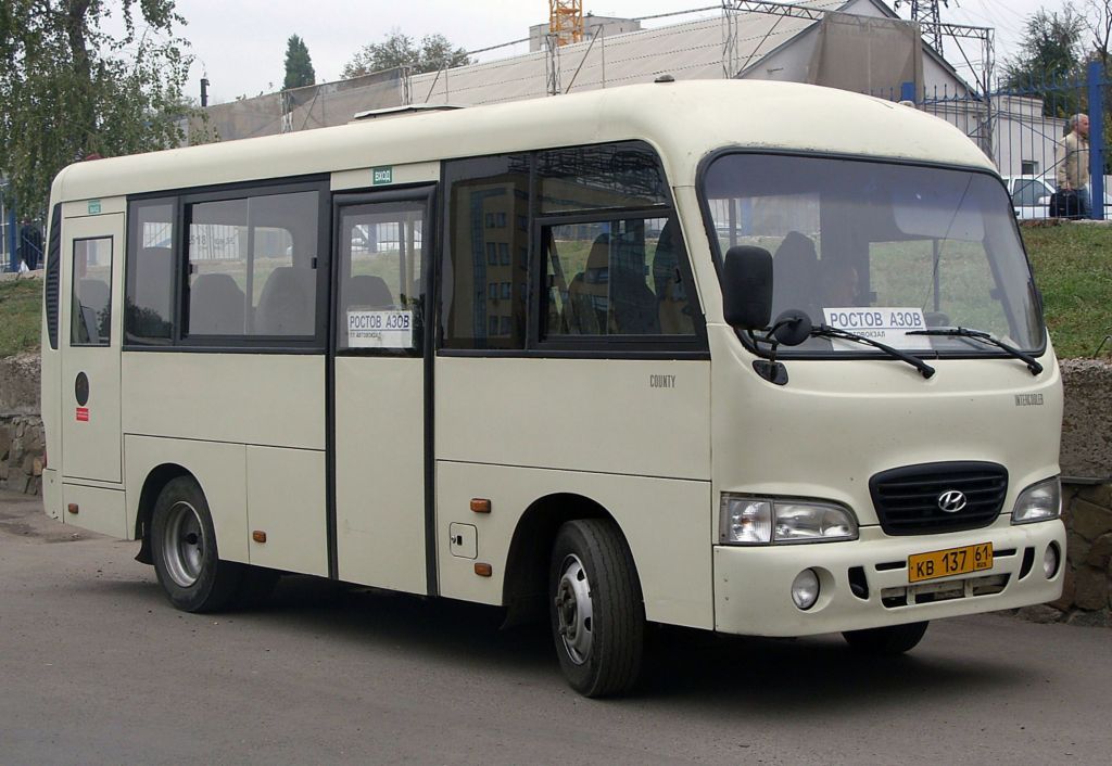 Ростовская область, Hyundai County SWB C08 (РЗГА) № КВ 137 61