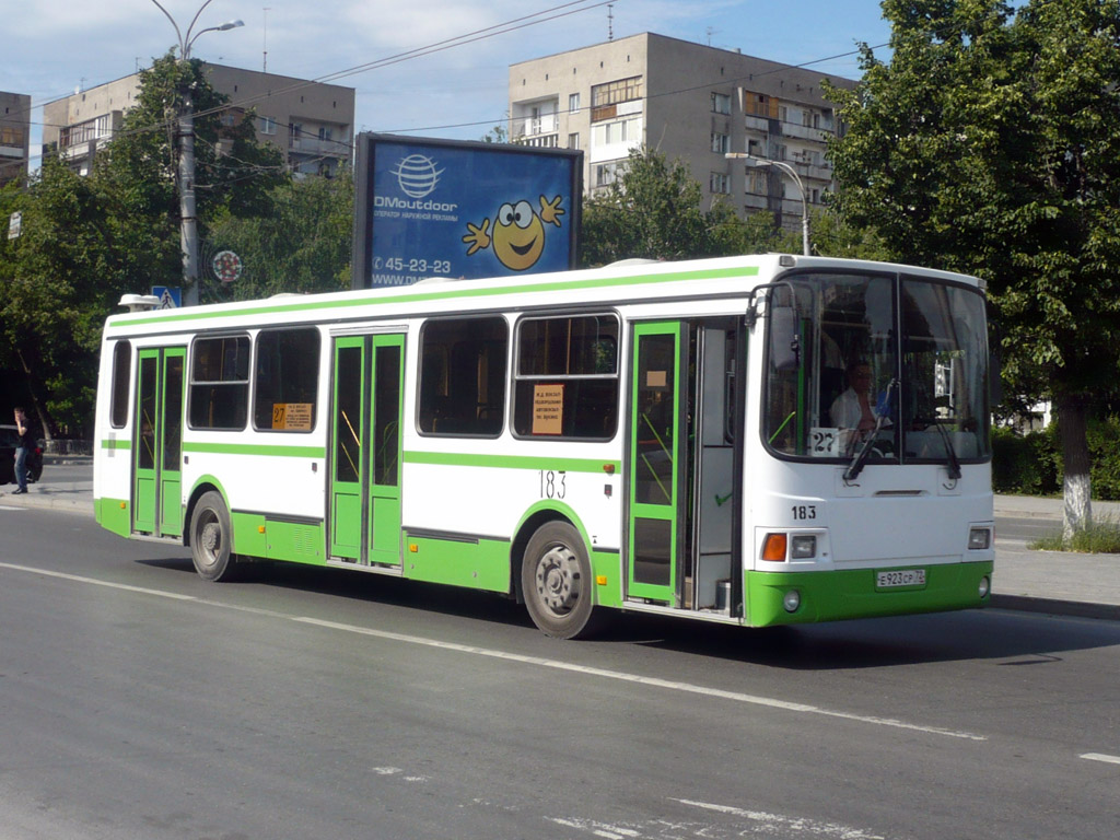 Тюменская область, ЛиАЗ-5256.25 № 183