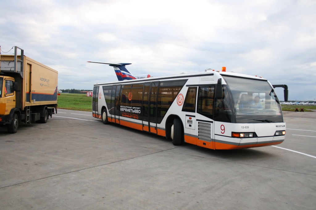 Московская область, Neoplan N9012 № 13-639