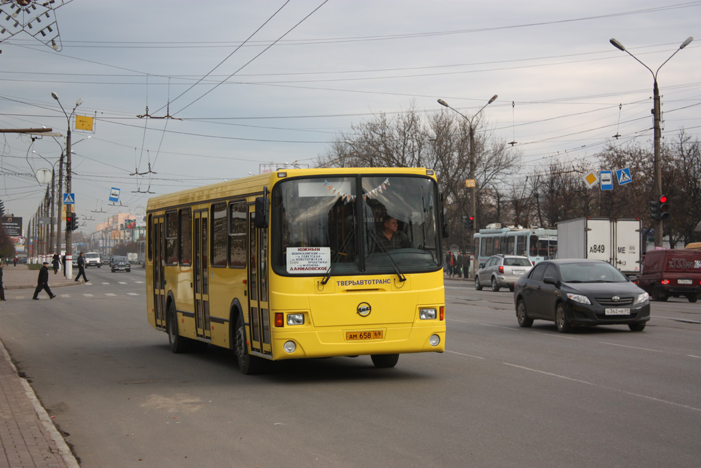 Тверская область, ЛиАЗ-5256.36 № АМ 658 69