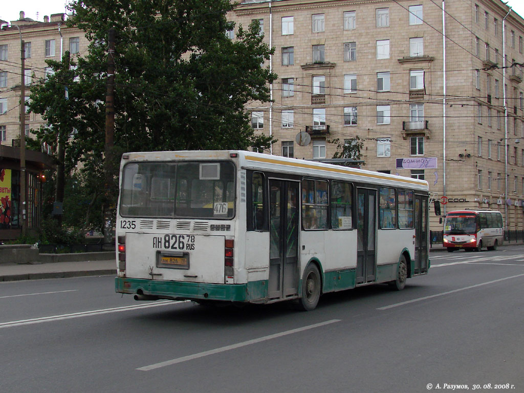 Санкт-Петербург, ЛиАЗ-5256.25 № 1235