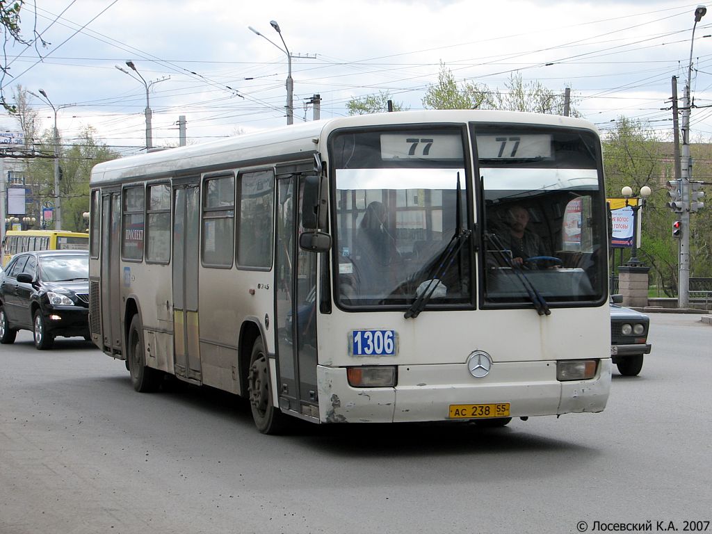 Омская область, Mercedes-Benz O345 № 1306
