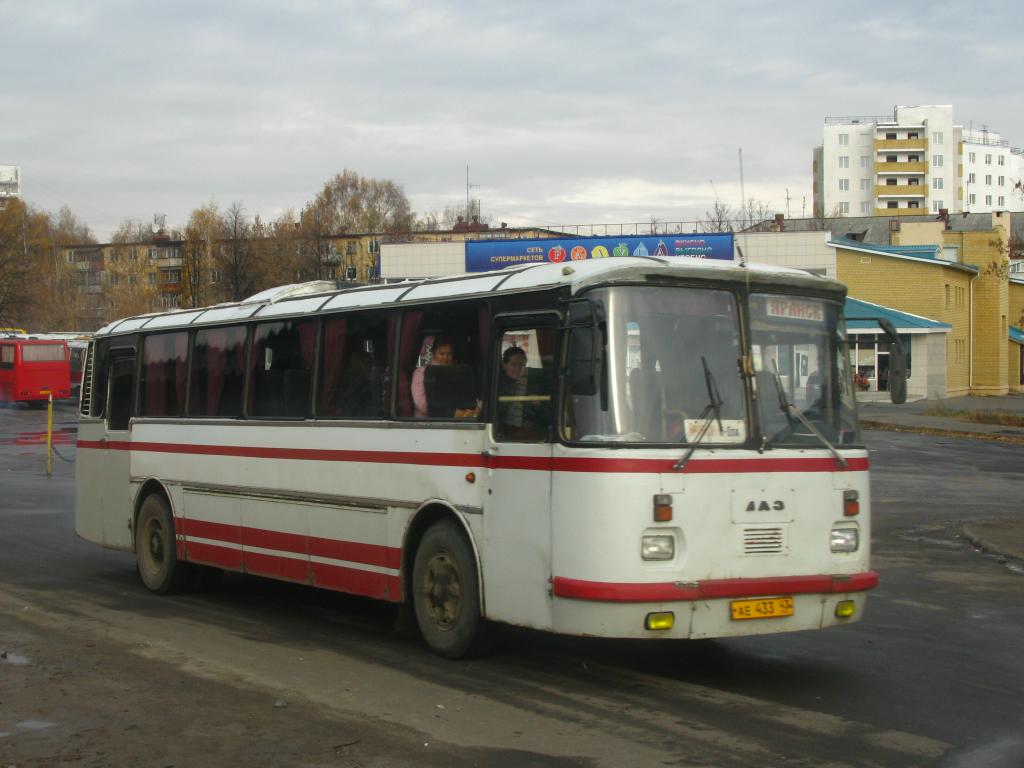 Kirov region, LAZ-699R # АЕ 433 43