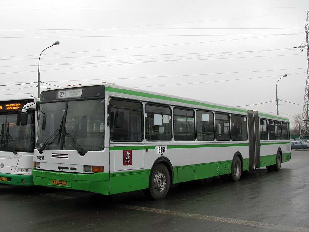 Moscow, Ikarus 435.17 # 16354