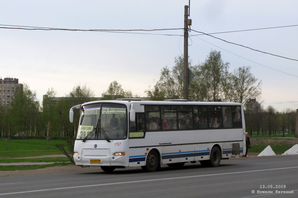 Санкт-Петербург, КАвЗ-4238-00 № 1797